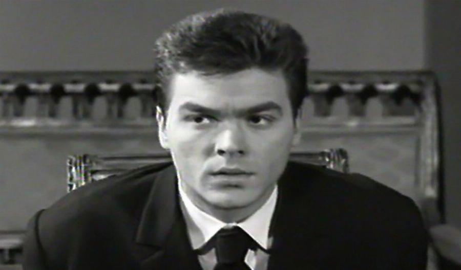 Λευτέρης Βουρνάς: Ο μελαγχολικός ζεν πρεμιέ, τα σοβαρά ψυχολογικά προβλήματα, η κατάθλιψη και ο άγριος τρόπος που αυτοκτόνησε