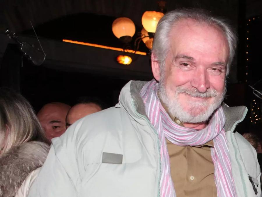 Κωνσταντίνος Ζαμπάρας: Ο θρυλικός «θείος του Τζόκερ», η καριέρα στο θέατρο, η απόφαση να μην κάνει οικογένεια και ο άδοξος θάνατος στα 63