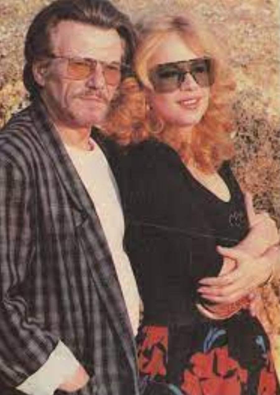 Πέτρος Φυσσούν: Τα δύσκολα παιδικά χρόνια, πρωταγωνιστής σε μια νύχτα, η οικονομική καταστροφή και το άδοξο τέλος