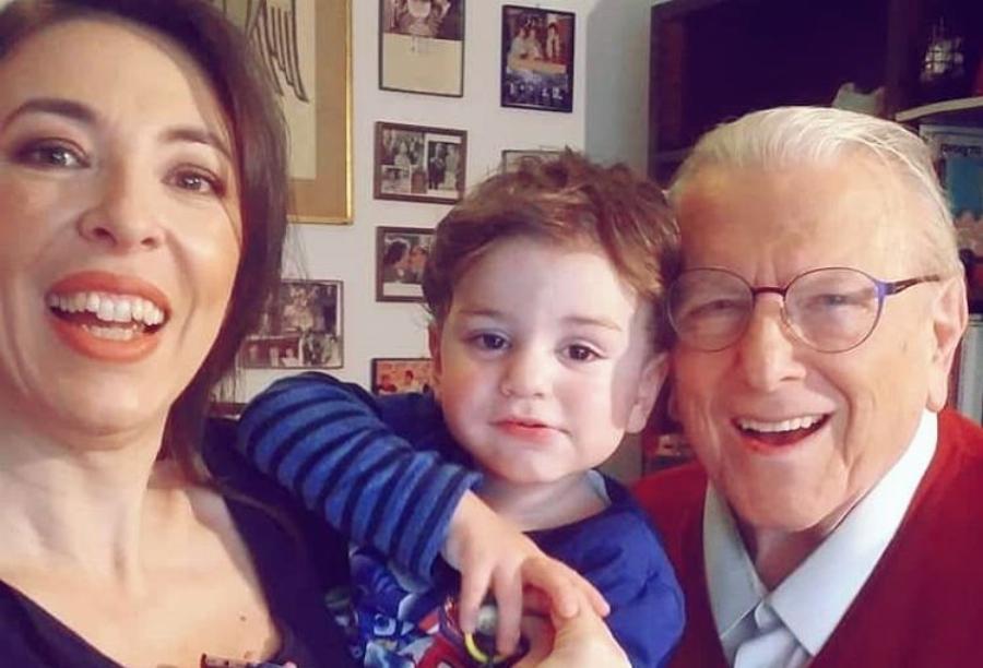 Έξι διάσημες Ελληνίδες μανούλες που απέκτησαν με εξωσωματική τα παιδιά τους