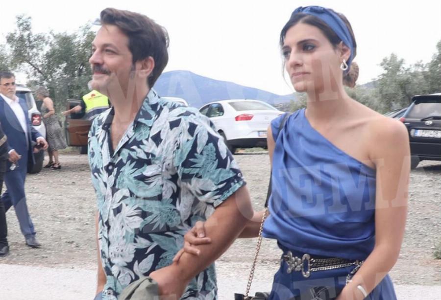 «Να ζήσουν χίλιες ζωές»: Συγκινημένη στον γάμο του γιου της Ορφέα Αυγουστίδη η Μαρία Τζομπανάκη