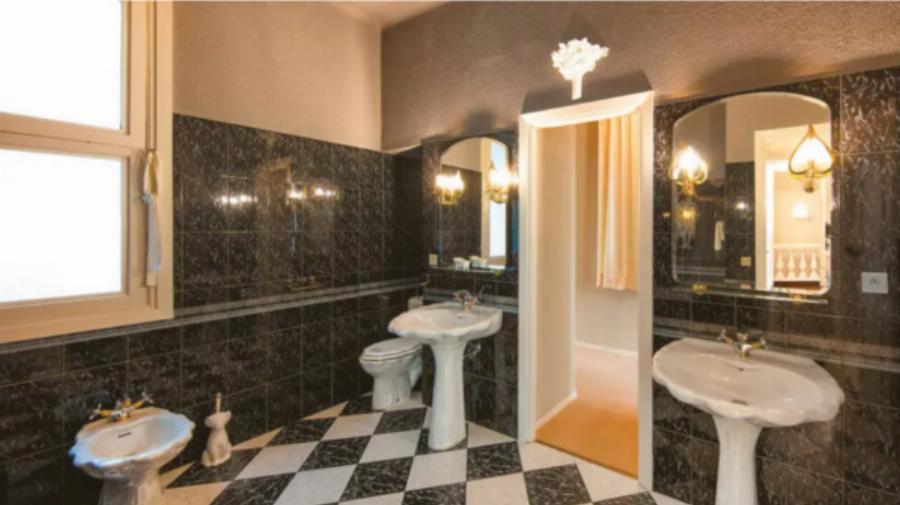 Κρατηθείτε: Ζαλίζει το νούμερο για 3 διανυκτερεύσεις στη βίλα του Τράγκα στη Νίκαια