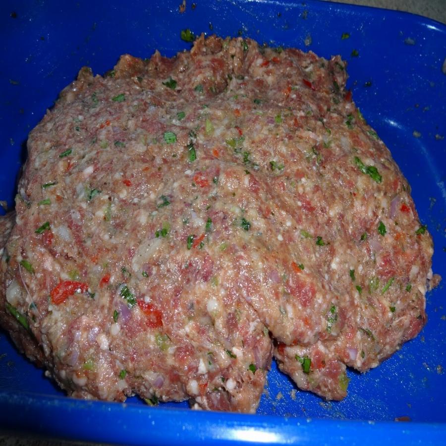 Για εύκολα και γρήγορα φαγητά: Μέχρι πόσες ημέρες είναι ασφαλές να μείνει ο ζυμωμένος κιμάς στο ψυγείο;