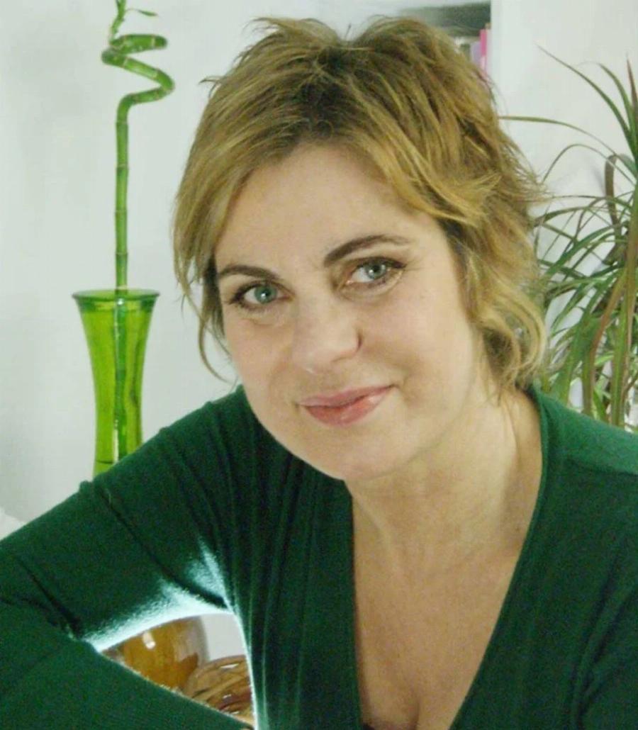 Χρύσα Σπηλιώτη: Οι μεγάλοι ρόλοι στην τηλεόραση, το κρατικό βραβείο, η σχέση με την μητέρα της και το τραγικό τέλος στο Μάτι