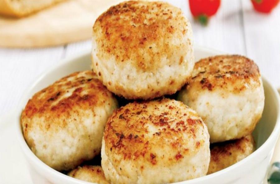 Λαχταριστά και διαίτης: Τα πιο τέλεια μπιφτέκια κοτόπουλου που είναι ζουμερά και τα αγαπημένα των διατροφολόγων