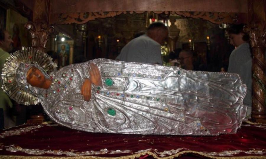 Συγκίνηση και δάκρυα: Που βρίσκεται ο τάφος της Παναγίας