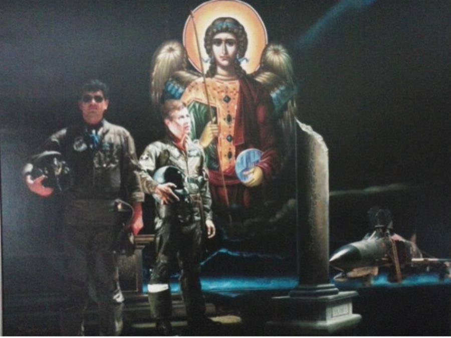 Η ανατριχιαστική εξομολόγηση Έλληνα πιλότου: «Με έσωσε ο προφήτης Ηλίας – Πάλευα επί 6 ώρες με κύματα»