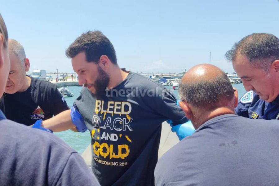 Η στιγμή που ο Ιβάν πατάει στη στεριά: Η διάσωση του 30χρονου αγνοούμενου στη Χαλκιδική
