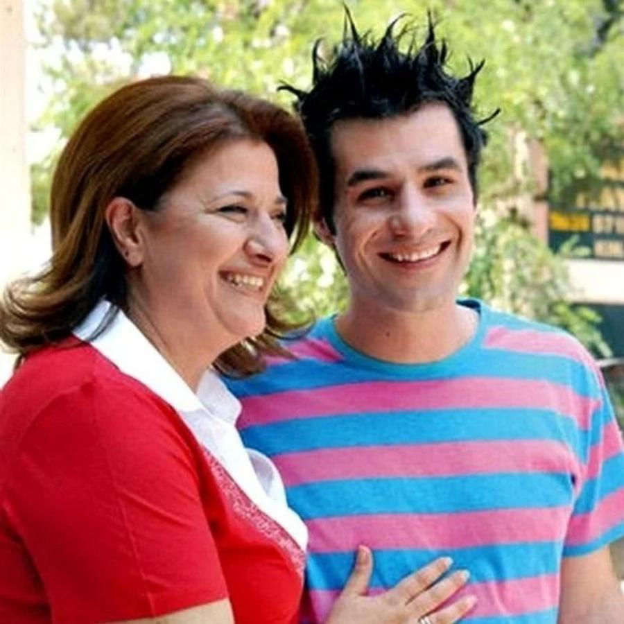 Ηθοποιός, νεότερος και γνωρίστηκαν στο «Πάρα Πέντε»: Ο άγνωστος πρώην σύντροφος της Ελισάβετ Κωνσταντινίδου