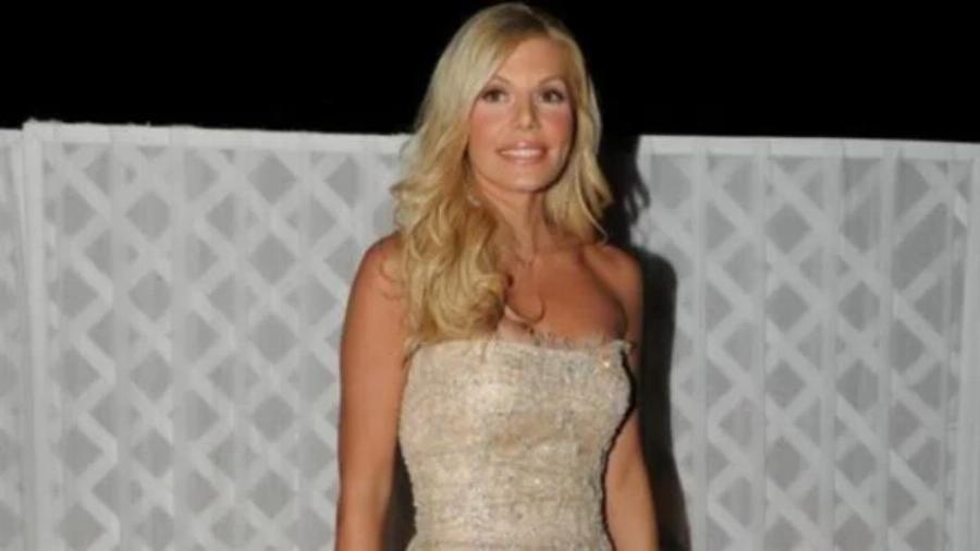 Είπαν όχι στα λεφτά για την οικογένεια: Αυτές είναι οι 7 διάσημες Ελληνίδες που άφησαν την καριέρα για να μεγαλώσουν τα παιδιά τους