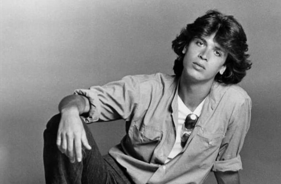 Μπίλι Μπο: Τα δύσκολα παιδικά χρόνια, η διεθνής καταξίωση, το Aids, η κατάθλιψη και το πρόωρο τέλος στα 33 του