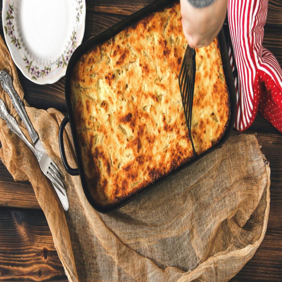 Ότι πρέπει για τη λιγούρα: Αρωματική τυρόπιτα χωρίς φύλλο με χαμηλά λιπαρά και φρέσκα μυρωδικά – Έτοιμη μόλις σε 20 λεπτά