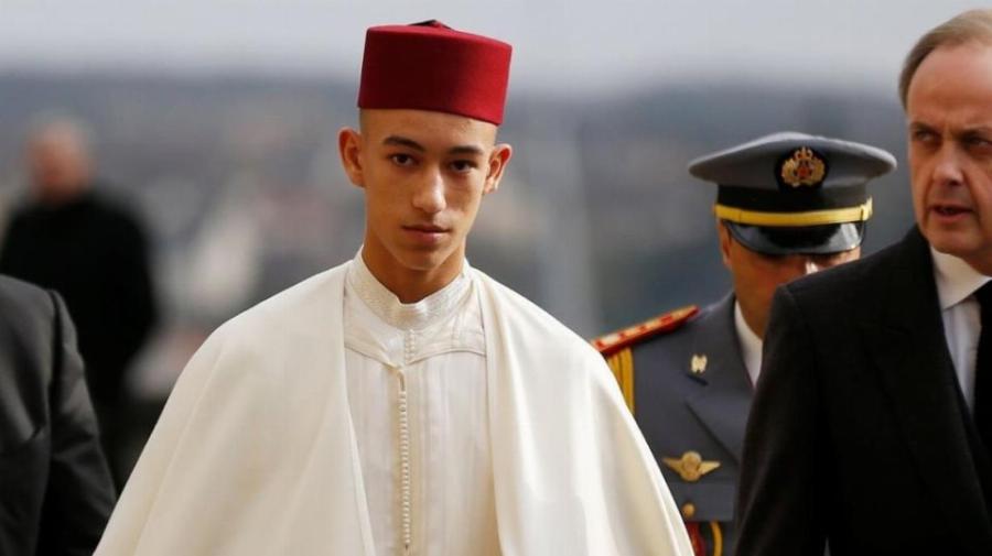 Για το κέφι του έκαψε 500ευρα στη Μύκονο: Αυτός είναι ο ζάμπλουτος 18χρονος Πρίγκιπας με τη χλιδάτη ζωή και τις ατελείωτες σπατάλες