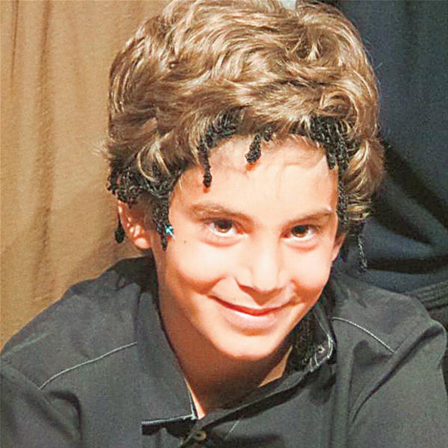 «Δεν με φοβίζει ο θάνατος γιατί θα σμίξουμε πάλι»: Συγκλονίζει ο πατέρας που έχασε το παιδί του σε θαλάσσιο σπορ στη Μύκονο