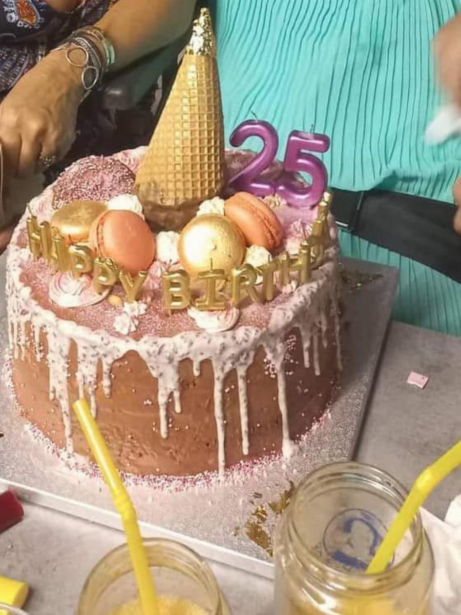 Μυρτώ της Πάρου: Γιόρτασε τα γενέθλια της και έγινε 25 – Τα συγκινητικά λόγια της μητέρας της