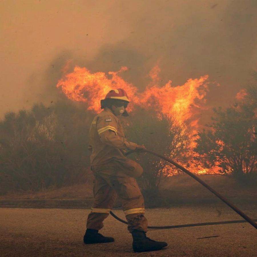 Το “ευχαριστώ” στους ήρωες, Έλληνες πυροσβέστες για τις υπεράνθρωπες προσπάθειες