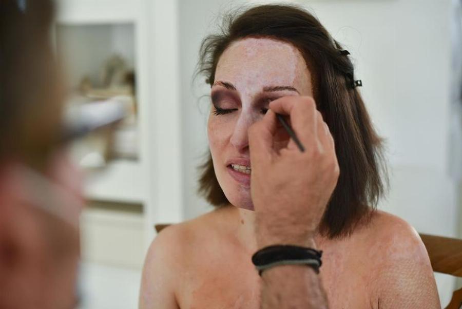 Ιωάννα Παλιοσπύρου: Αφέθηκε στα χέρια γνωστού make up artist και το αποτέλεσμα είναι εντυπωσιακό