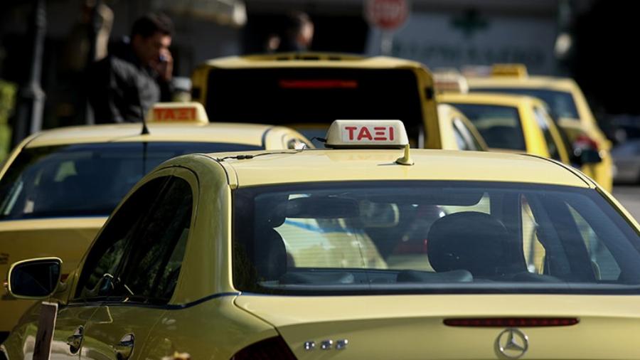 Τροχαία Αττικής: “Βροχή” τα πρόστιμα στα ταξί της πρωτεύουσας για παραβιάσεις