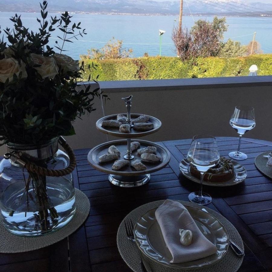 Η αμύθητη περιουσία που θα κληρονομήσουν τα παιδιά του: Οι πολυτελείς κατοικίες της Τατιάνας Στεφανίδου και του Νίκου Ευαγγελάτου