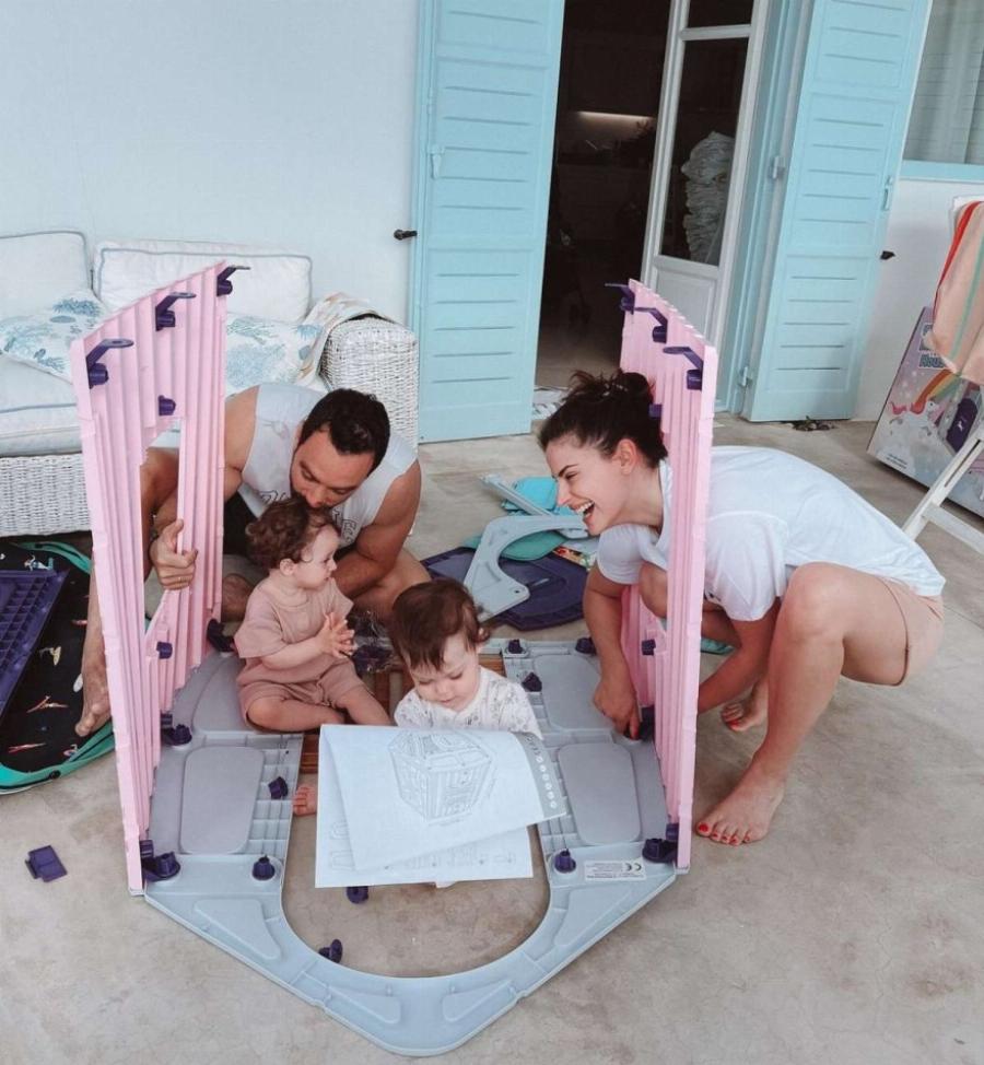 «Διπλή» η χαρά τους: Έγινε γνωστό το χαρμόσυνο γεγονός για Σάκη Τανιμανίδη και Χριστίνα Μπόμπα