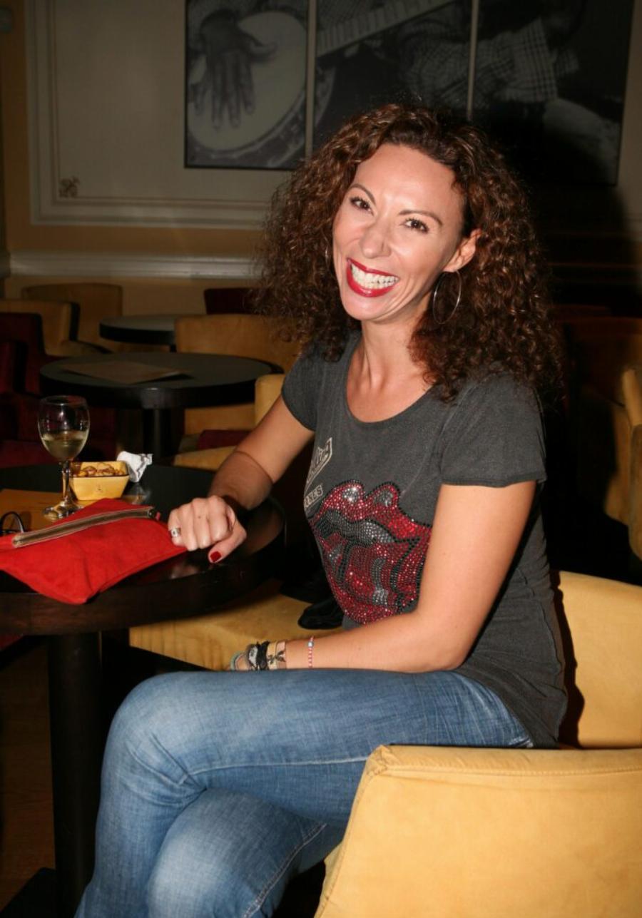 «Το ότι ζω το οφείλω στη μάνα μου – Με έσωσε» – H εξομολόγηση της Δώρας Χρυσικού για τη μάχη της με τον καρκίνο