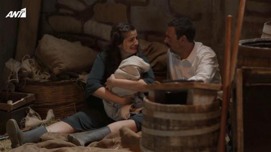 «Ήρθε η εξιλέωση»: Συγκλόνισε το φινάλε στις Άγριες Μέλισσες και το Twitter αποθεώνει