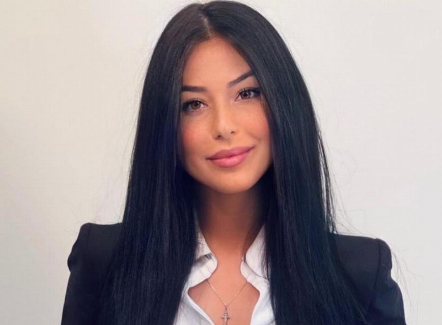 Αφροδίτη Λατινοπούλου: «Δεν είναι φυσιολογικό ένα παιδί να μεγαλώνει με δυο μπαμπάδες ή με δυο μαμάδες. Όχι 52 φύλα να το μπερδεύουν σκοπίμως»