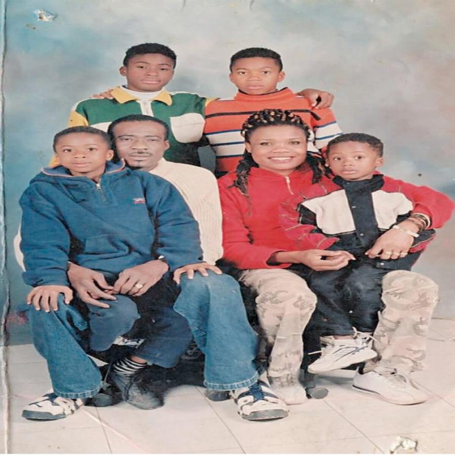 Βερόνικα Αντετοκούνμπο: «Απ’ όταν ήταν ακόμα παιδιά, ήξερα πως όταν μεγαλώσουν θα καταφέρουν κάτι»