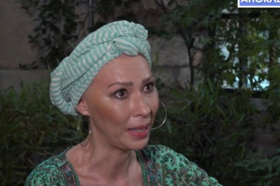 «Το ότι ζω το οφείλω στη μάνα μου – Με έσωσε» – H εξομολόγηση της Δώρας Χρυσικού για τη μάχη της με τον καρκίνο