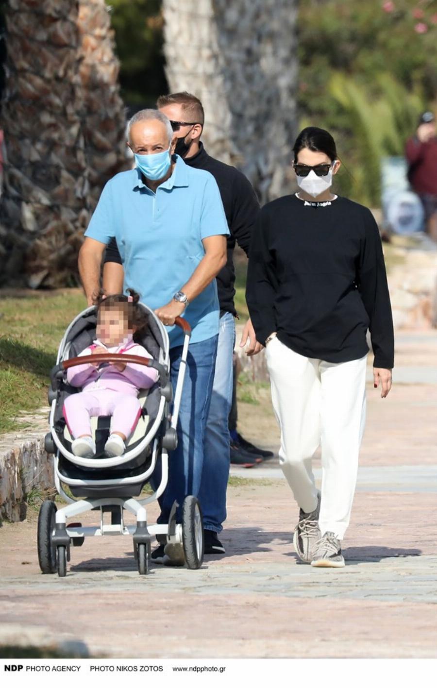 Το love story του 65χρονου εφοπλιστή με την 29χρονη, ο γάμος και η βάφτιση της κόρης τους: Γιάννης Κούστας – Δήμητρα Μέρμηγκα