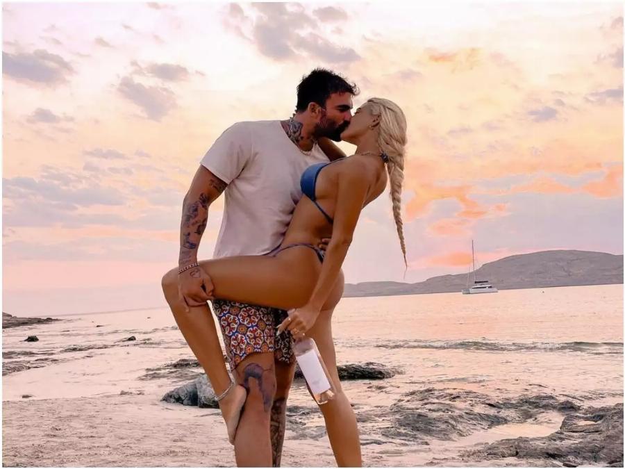 Πέρασε η μπόρα: Ιωάννα Τούνη και Δημήτρης Αλεξάνδρου ξανά μαζί – Τα τρυφερά φιλιά στην κάμερα