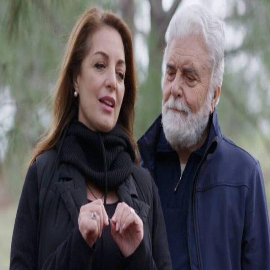 Λύγισαν και οι πέτρες: Η Γκερέκου τραγούδησε Βοσκόπουλο και κοίταξε στον ουρανό στο φινάλε της Γης της Ελιάς