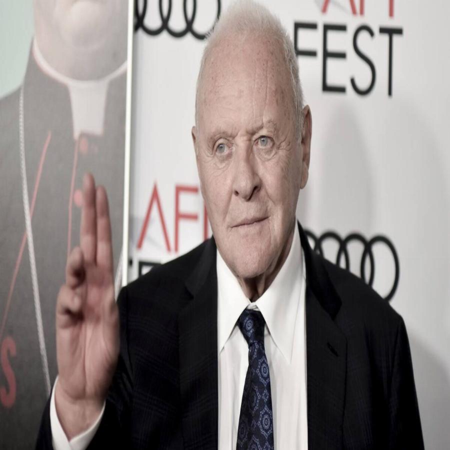 Το βίντεο με τον Άντονι Χόπκινς να χορεύει συρτάκι: Αποθέωσε την Ελλάδα και τον Ζορμπά