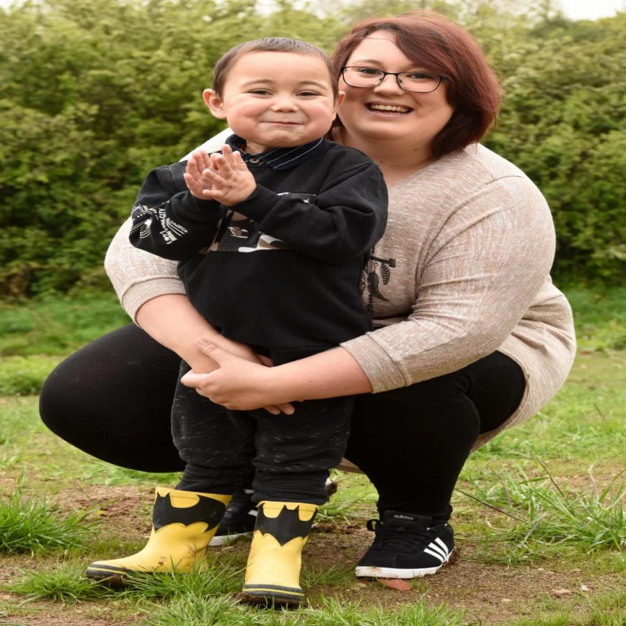 Αληθινή ιστορία: Μπαμπάς δώρισε το νεφρό του στον 4χρονο γιο του και του έσωσε τη ζωή