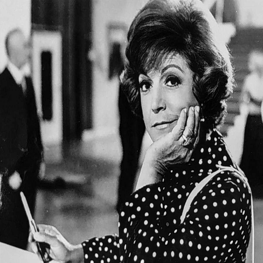 Ρένα Βλαχοπούλου: Οι τρεις γάμοι, οι σχέσεις με ποδοσφαιριστές, ο θαυμασμός του Σάχη της Περσίας και το περιστατικό με τη Μαρία Ιωαννίδου