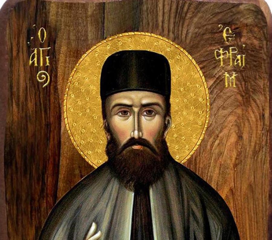 Εξομολόγηση μητέρας: “Το παιδί μου παραλίγο να πεθάνει από εγκεφαλικό οίδημα, αλλά ο Άγιος Εφραίμ του έσωσε τη ζωή”