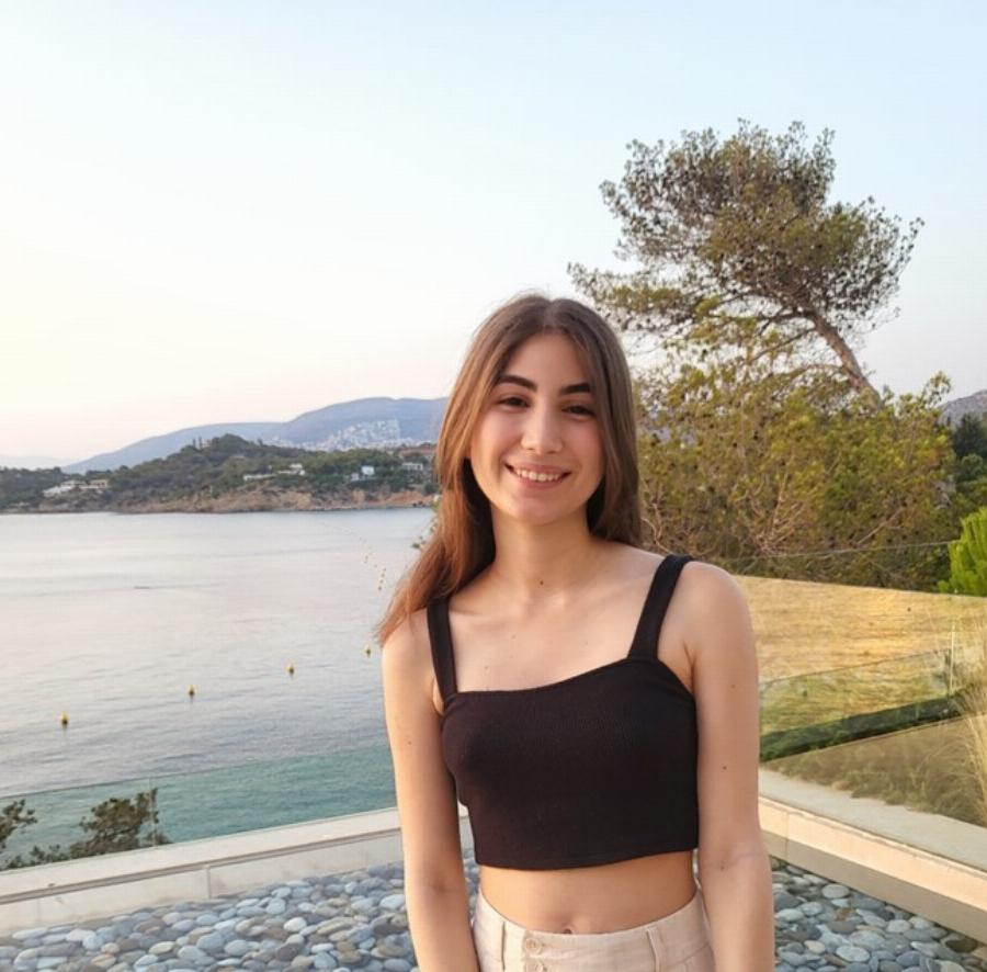 Άγγιξε το άριστα: Η αριστούχος Σοφία που κατάφερε να συγκεντρώσει 19.575 μόρια στις Πανελλήνιες