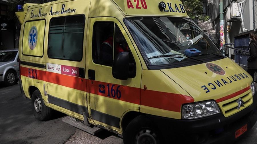 «Έφυγαν» τα παλικάρια τους: Τροχαίο με νεκρούς και τραυματίες στη Λιβαδειά – Όχημα εξετράπη και έπεσε σε ποτάμι