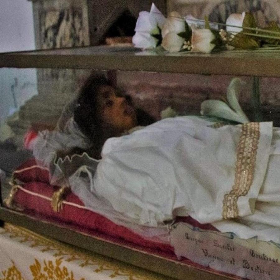 Το άφθαρτο λείψανό της Αγίας Χριστίνας που φυλάσσεται στη Βενετία