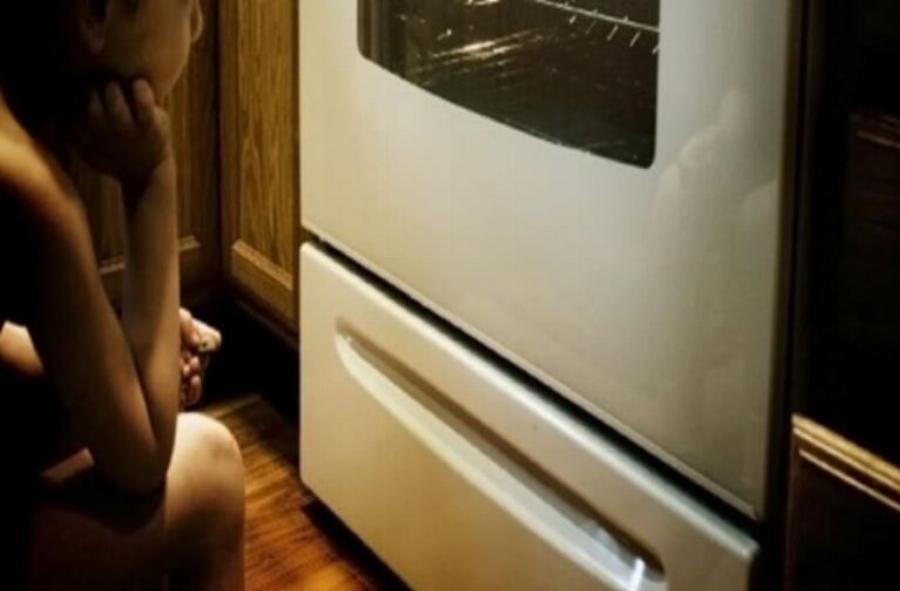 Σε τι χρησιμεύει το συρτάρι κάτω από τον φούρνο: Δεν είναι για να βάζουμε τα ταψιά