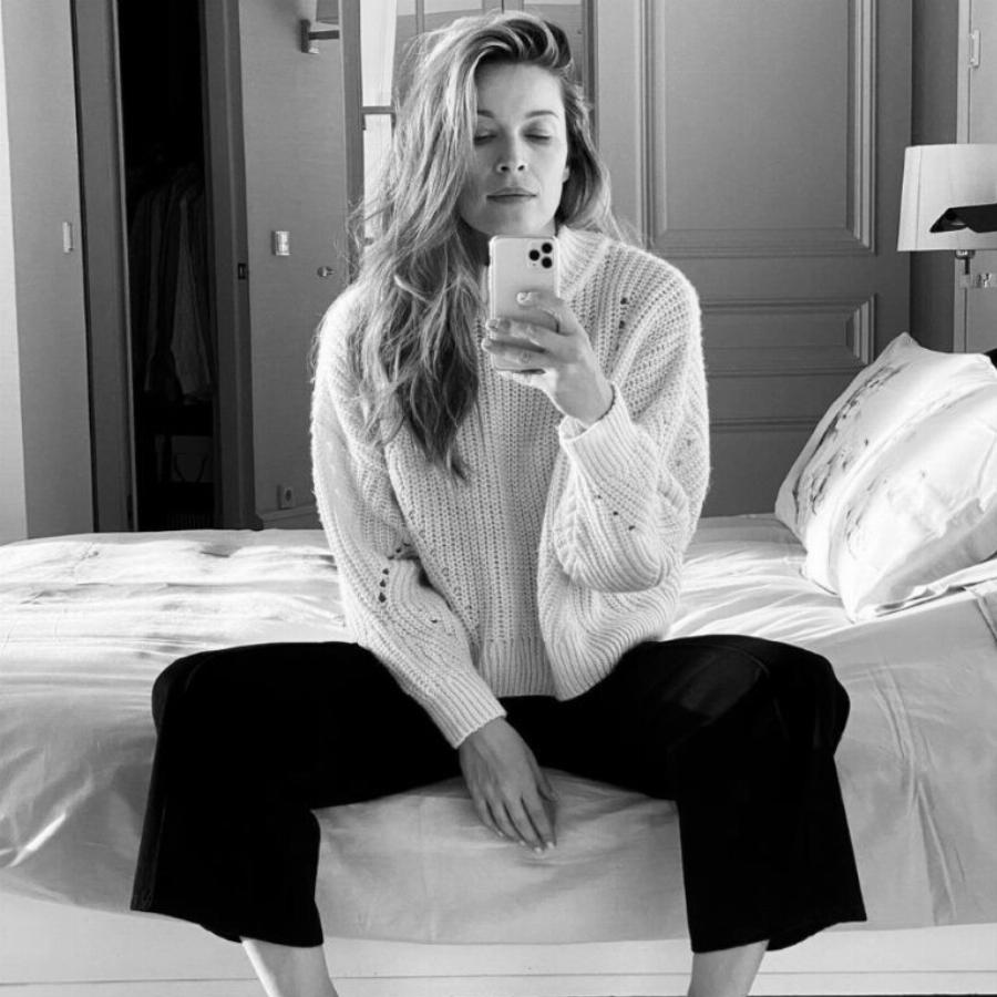 Σαν να βγήκε από παραμύθι: Αυτό είναι το παλάτι  του Λέοντα Πατίτσα και  της Μαριέττας Χρουσαλά στα νότια προάστια – Μοντέρνο, σικ και τεράστιο