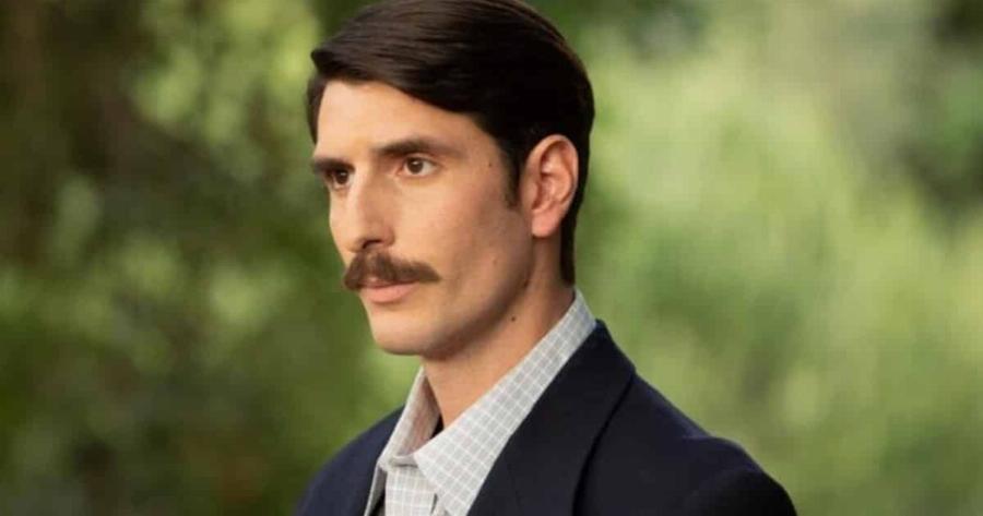 Το υπέρλαμπρο Χριστουγεννιάτικο δέντρο του Γιώργου Γεροντιδάκη που έριξε το Instagram