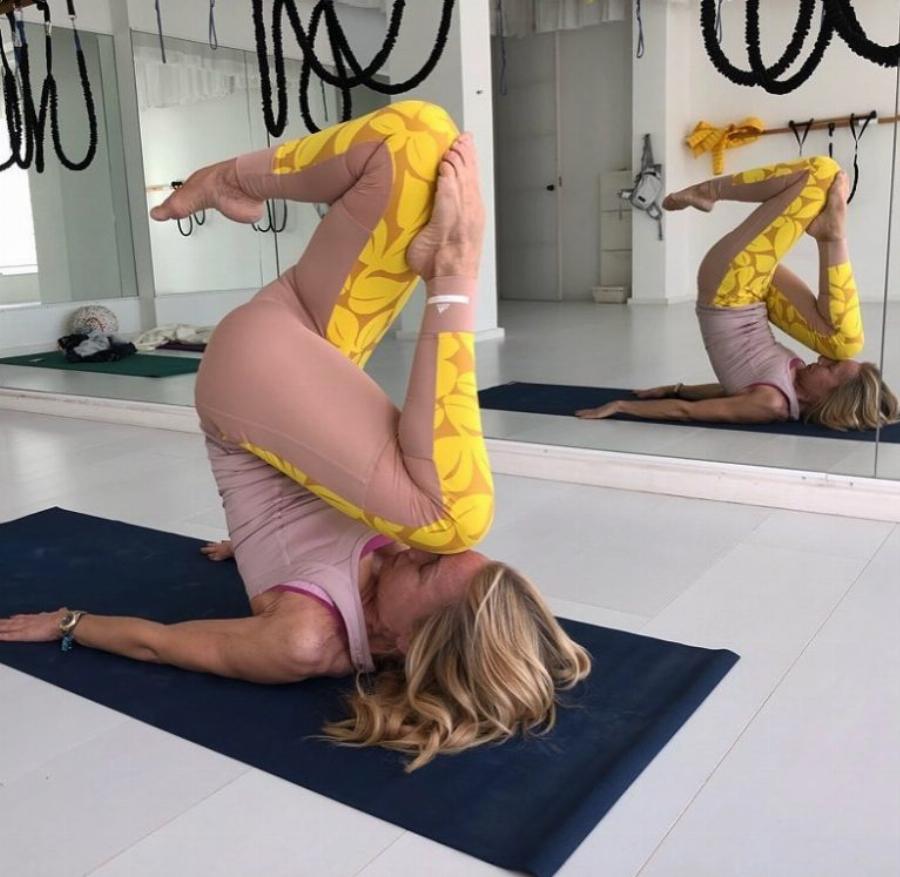 Έχει το πιο γυμνασμένο σώμα στην Ελλάδα: Η σύζυγος του Σεφερλή είναι 54 ετών αλλά δείχνει 20