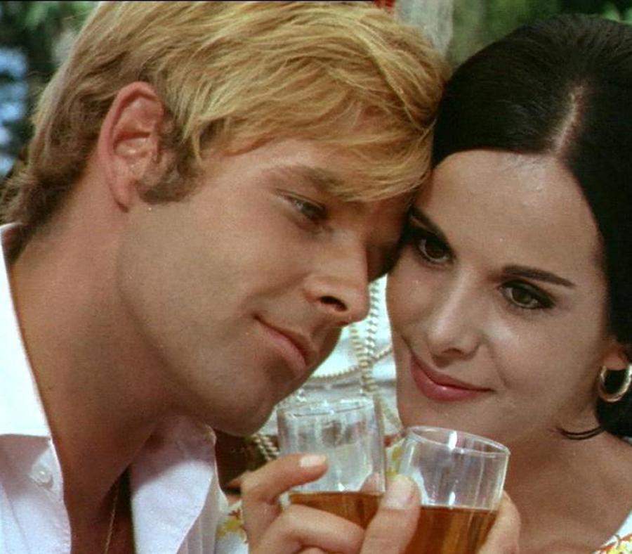 Έλενα Ναθαναήλ: Η γυναίκα που άφησε εποχή με την ομορφιά της, το παιδί εκτός γάμου, η απόσυρση από τα φώτα και το πρόωρο τέλος