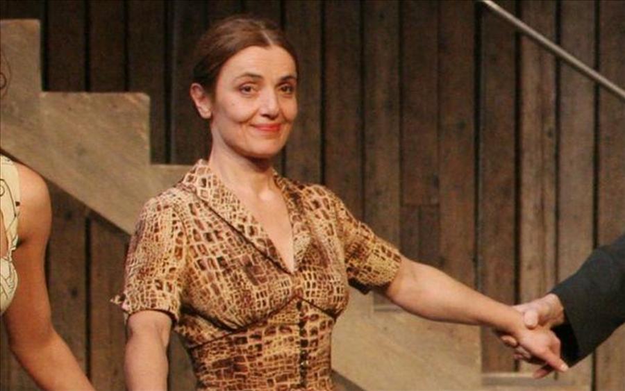 Η σκληρή μάχη της ηθοποιού Ελισάβετ Ναζλίδου με τον καρκίνο, το μοναχικό τέλος στα 64 της και το τελευταίο αντίο