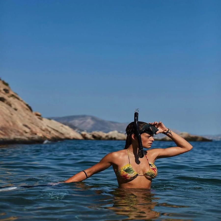 Γαία Μερκούρη: Ο άγνωστος μπαμπάς της, η επιθυμία να ασχοληθεί με τη σκηνοθεσία, οι σπουδές και η σχέση με τον Άγγελο Λάτσιο