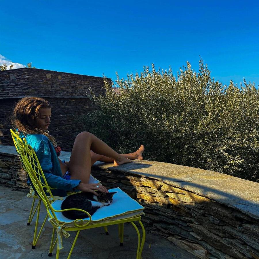 Γαία Μερκούρη: Ο άγνωστος μπαμπάς της, η επιθυμία να ασχοληθεί με τη σκηνοθεσία, οι σπουδές και η σχέση με τον Άγγελο Λάτσιο