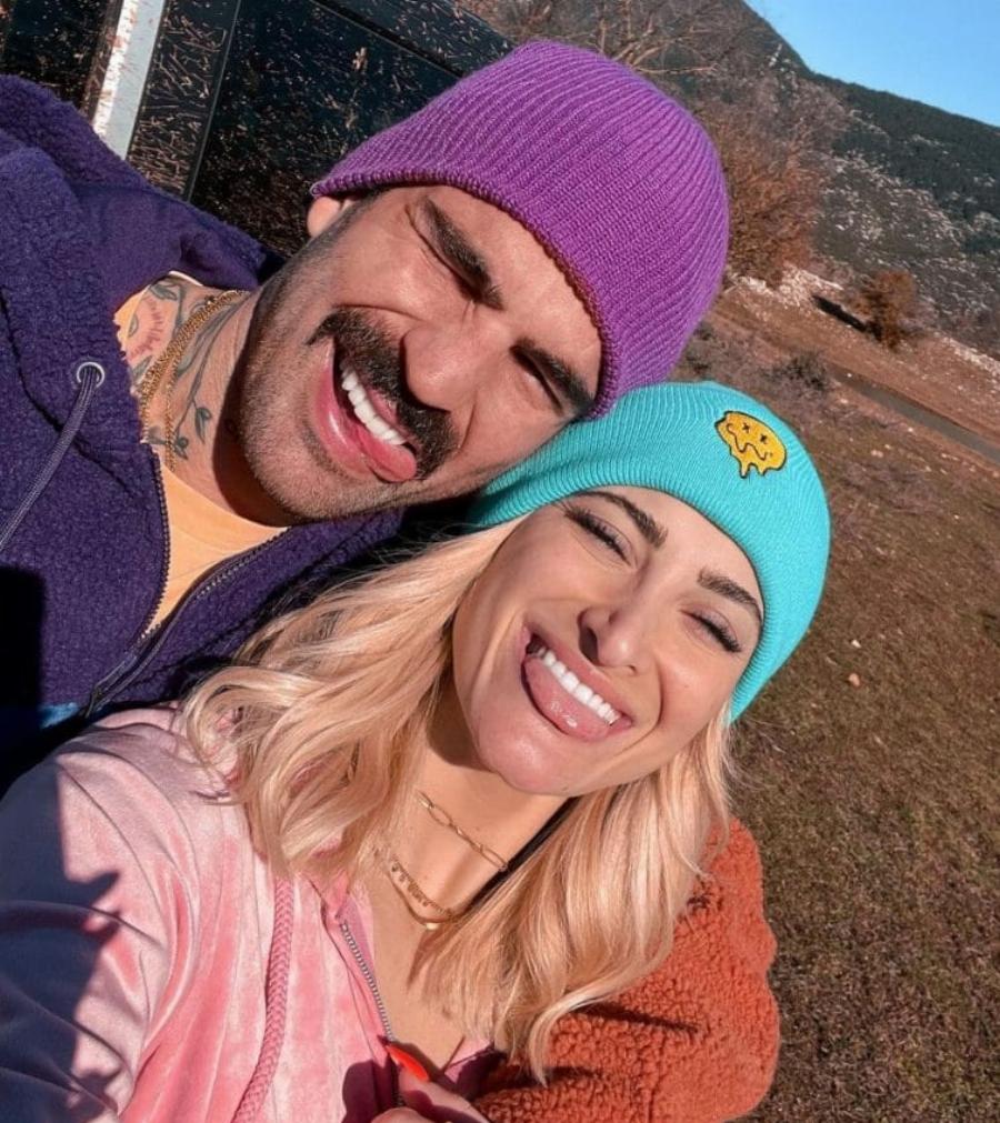 Το αποκάλυψε η Soula Glamorous: Η φωτογραφία που δείχνει την Ιωάννα Τούνη σε καφετέρια με τον Αλεξάνδρου