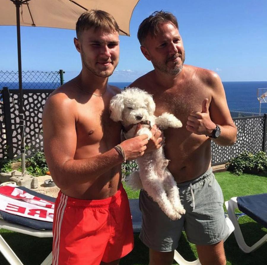 Τραγωδία με ελικόπτερο στα Σπάτα: «Σκουπίδια όσα γράφονται» λέει η αδερφή του 22χρονου – «Ψέμα» ότι γύρισε για να βγάλει selfie