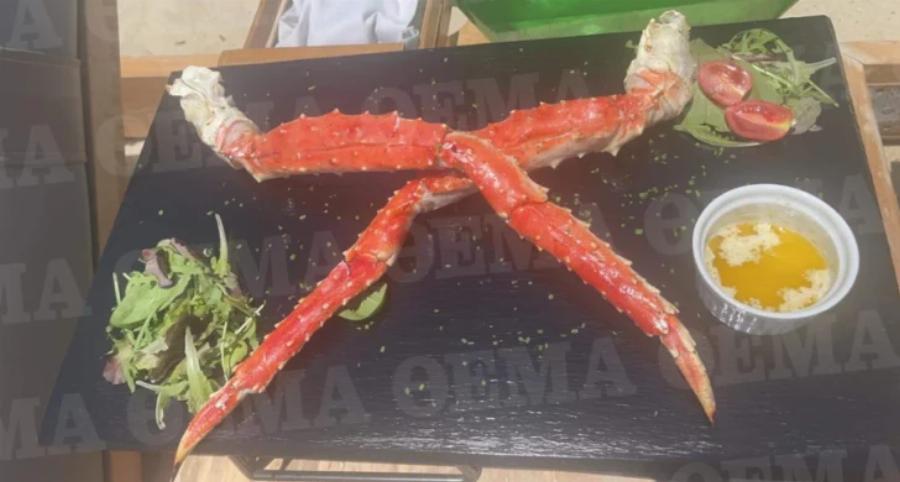 Καταπέλτης η δικαιοσύνη για το εστιατόριο στην Μύκονο: Πρόστιμο 31.000 ευρώ στο εστιατόριο με τα «χρυσά» καβουροπόδαρα